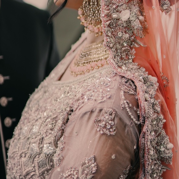 Indian Pakistani Bridal Wedding Long Gown Dress in Light Pink and Peach Pink - Picture 4 of 10